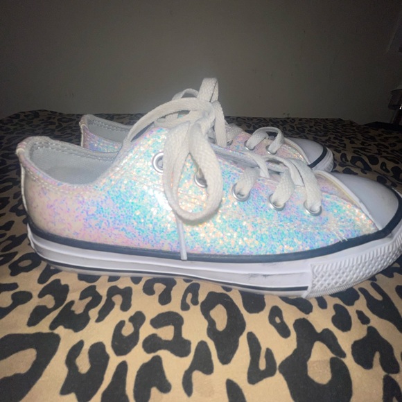 Iridescent LoTop Converse size 13 - Picture 2 of 3